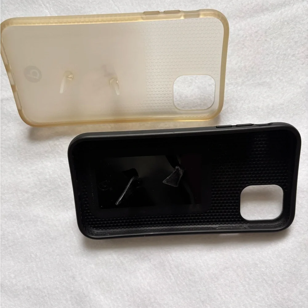 Loopy Cases: 1 Black Midnight and 1 Cream Phone Case Set for iPhone 11 {NOT Pro} - Picture 2 of 4
